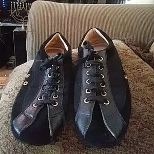 Pair of shoes size 41 size 11